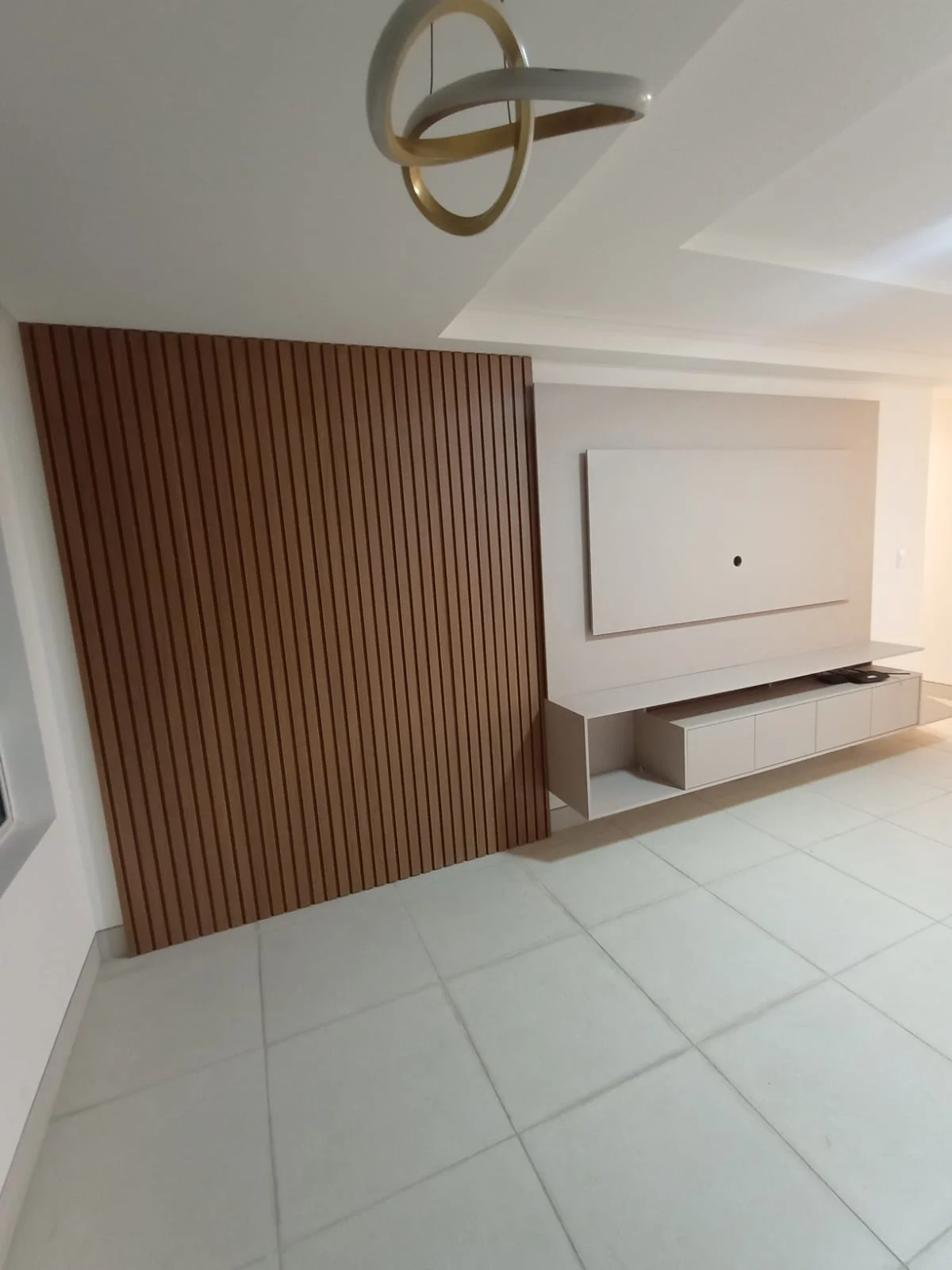 Painel Ripado Home Theater - Buriti